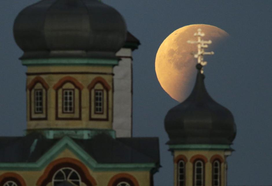 Krvavo rdeći lunin mrk | Avtor: EPA