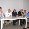 Projektno skupino za pripravo in izvedbo projekta Novomeška pomlad 2010 vodi Lev