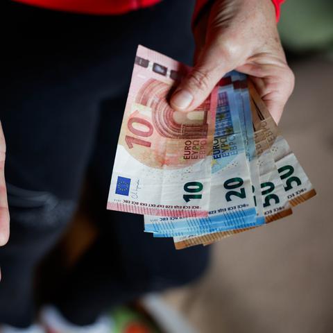 denar, bankovci, gotovina, kovanci