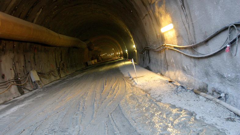 Pogovori za izgradnjo predora Markovec med Darsom in pogodbenimi partnerji so v 