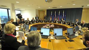 Vlada Alenke Bratušek