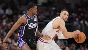 De'Aaron Fox in Zach LaVine