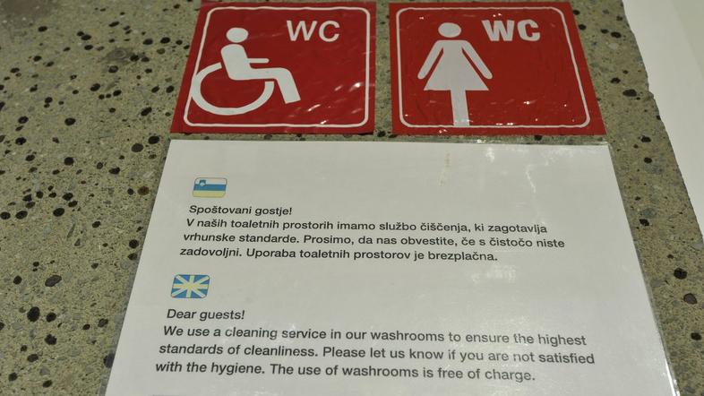 WC na Petrolu