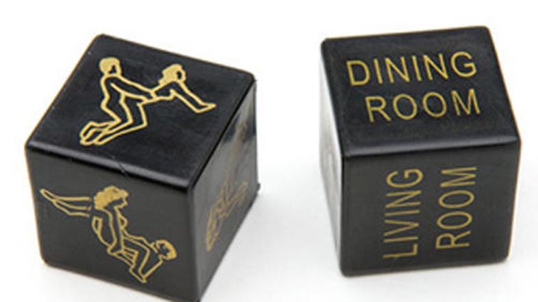 Ob metanju kock se bosta s partnerjem zagotovo zabavala.