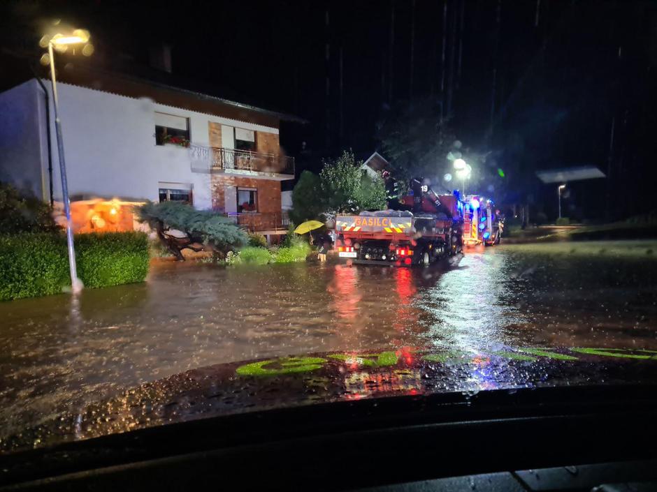 posledice naravne nesreče v Mestni občini Kranj | Avtor: GARS, MOK, MIK