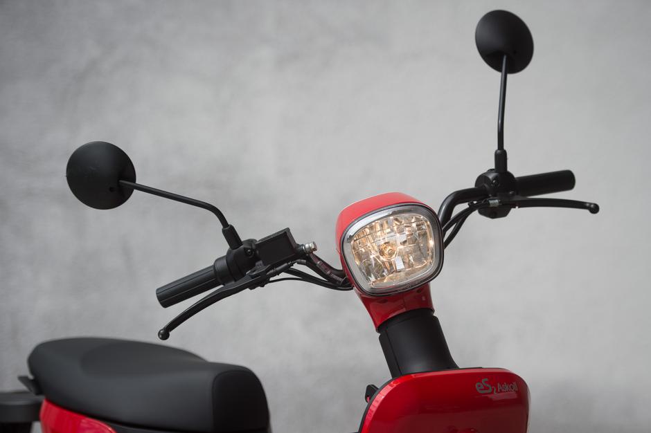 električni skuter Askoll eS2 | Avtor: Anže Petkovšek