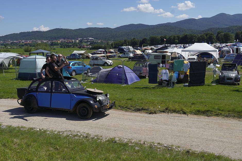 Svetovno srečanje citroën 2CV spaček Postojna | Avtor: Matija_Janežič