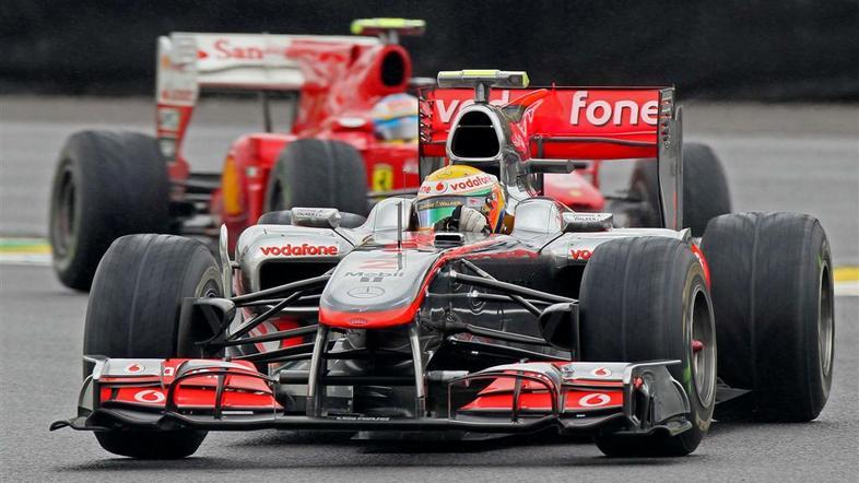 Lewis Hamilton in Fernando Alonso