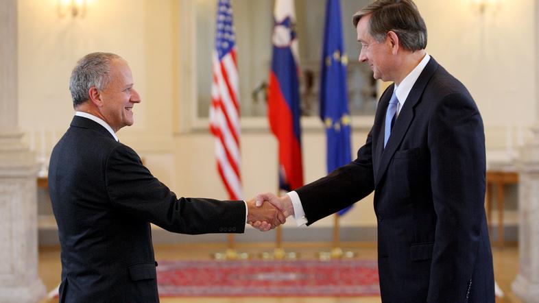 Na izjavo ameriškega veleposlanika se je odzval tudi predsednik države, vendar v