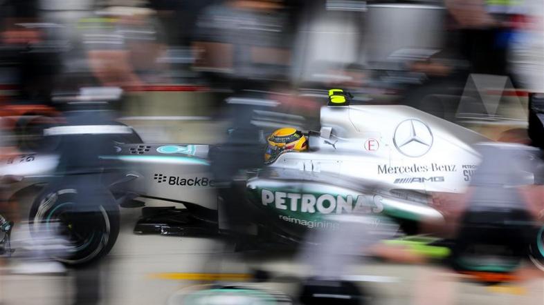 Hamilton Mercedes Silverstone trening formula 1 velika nagrada Velike Britanije