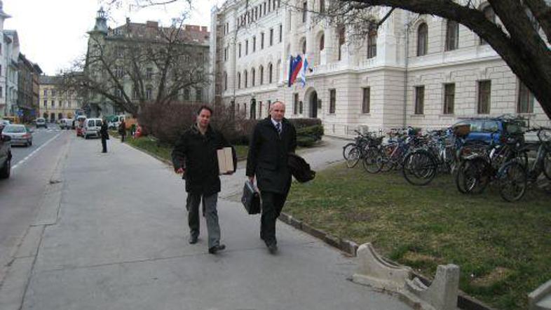 Čas je poudaril, da je imel Zavašnik (na sliki levo) primerno organizacijo za no