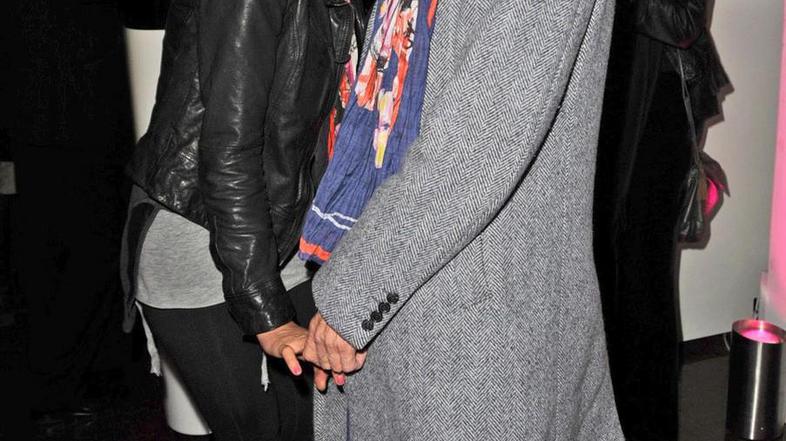 Ana je upala, da bo Ronnie ostal trezen. (Foto: Flynet/JLP)