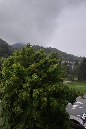 nevihta naliv dež Trbovlje