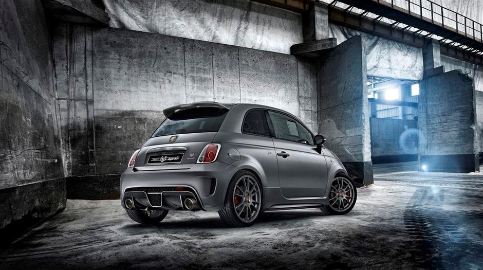 Abarth 695 biposto | Avtor: Abarth