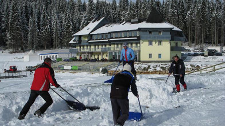 Dobra stotnija prostovljcev iz biatlonskih in tekaških klubov, Športnega društva