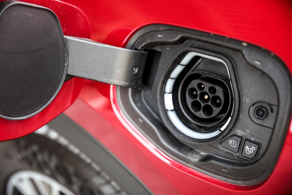 Ford Kuga PHEV | Avtor: Saša Despot