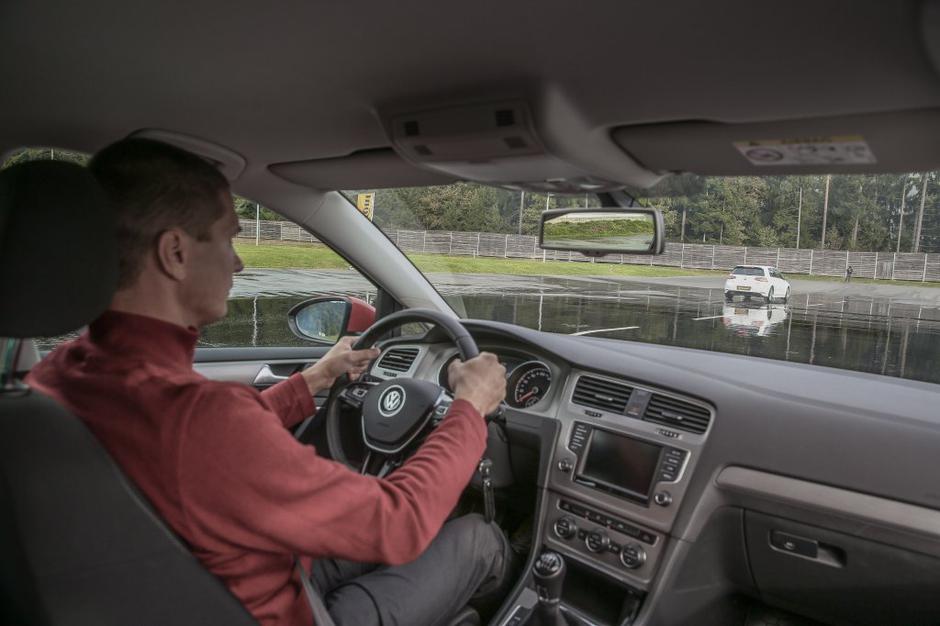 Preizkus Continentalovih pnevmatik | Avtor: Saša Despot