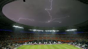 doneck stadion ukrajina francija