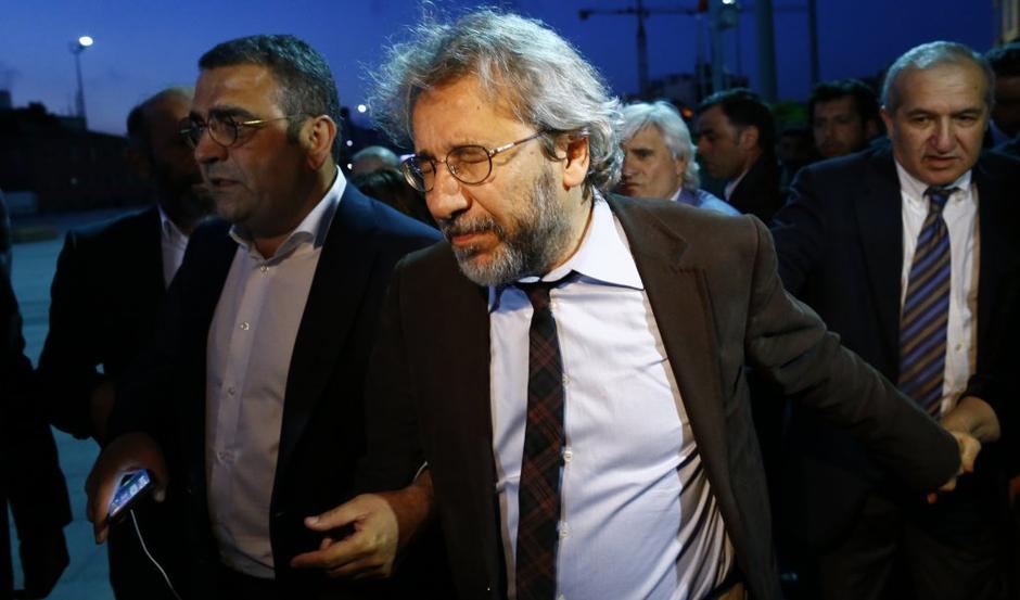 Can Dündar, Napad na novinarja | Avtor: EPA