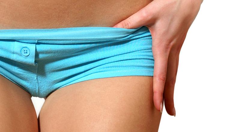 Celulit je posledica dolgega procesa, ki se začne že v puberteti. (Foto: Shutter