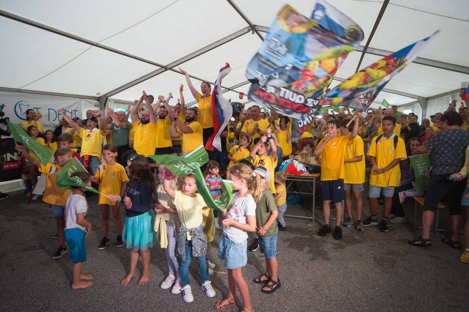 navijači v Komendi | Avtor: Anže Petkovšek