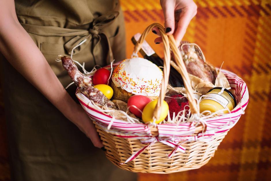 Darilo, hrana, košara | Avtor: Profimedia