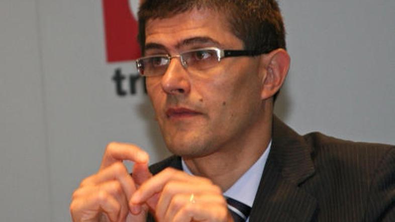 Šef Triglava še vedno čaka, da AZN da licenco dvema članoma uprave: Blažu Brodnj