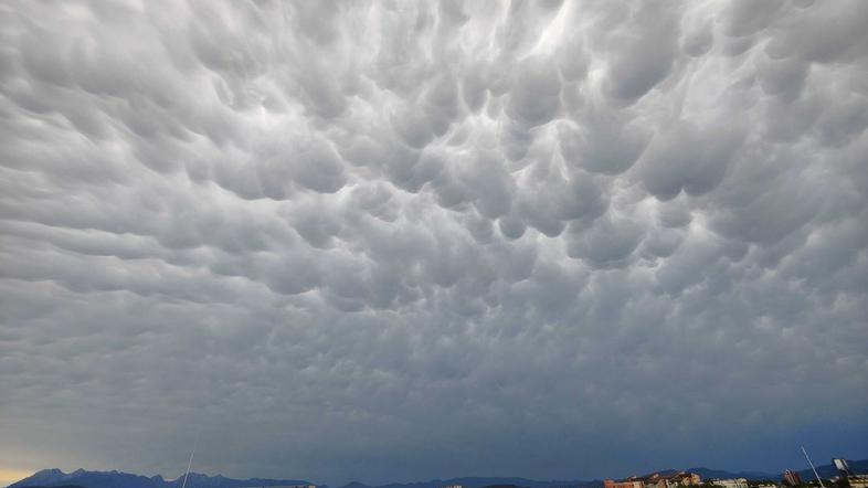 Oblaki nad Ljubljano