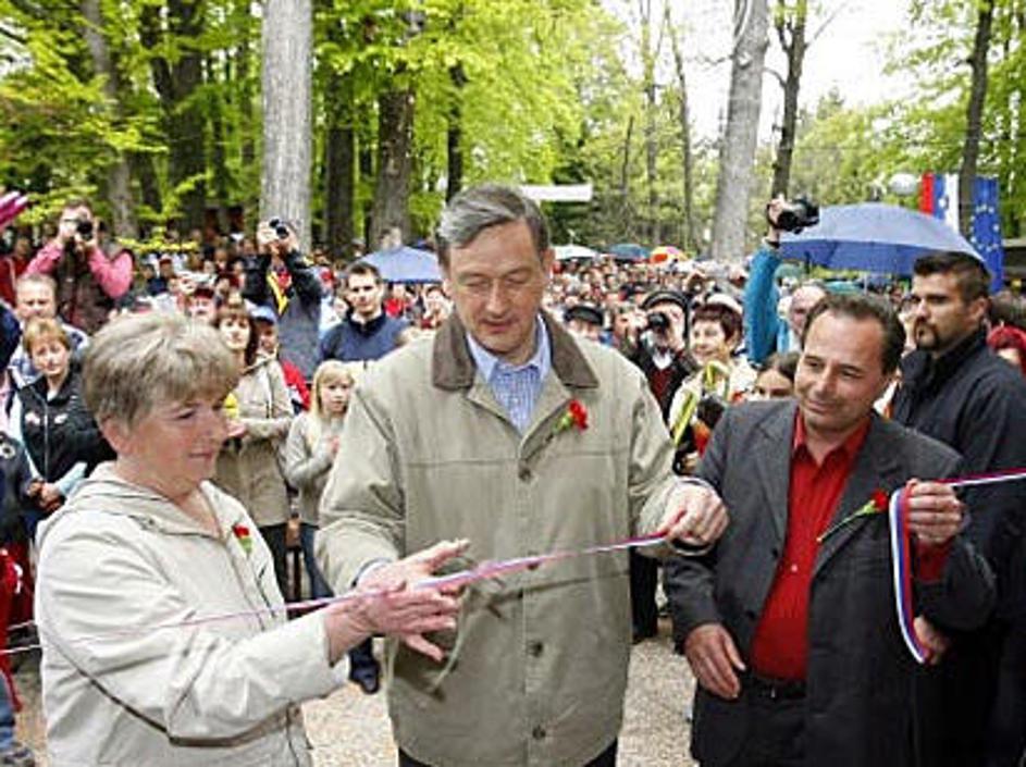 Prireditve na Debencu pri Mirni se je udeležil tudi predsednik države Danilo Tür