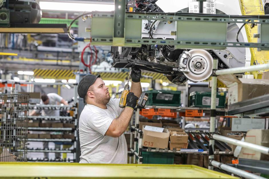 Revoz | Avtor: Saša Despot