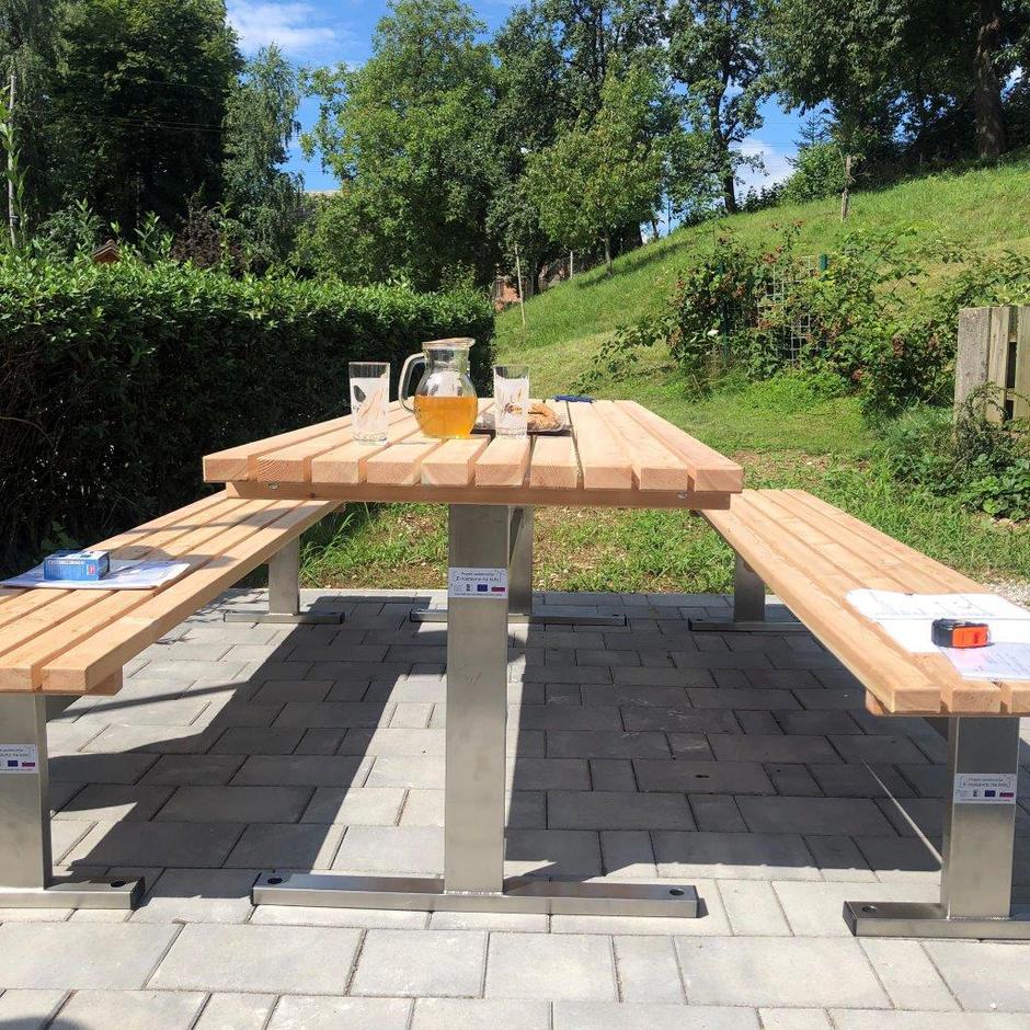 Urejeno počivališče v Podbrezjah | Avtor: 