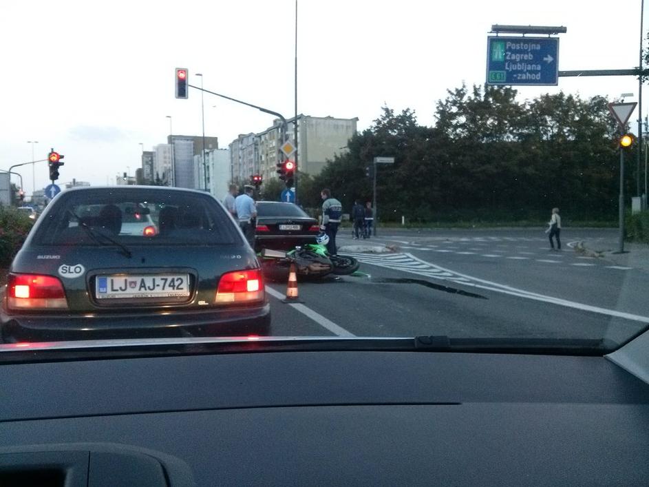 Nesreča motorista na Celovški cesti