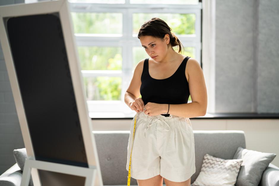 ženska, ogledalo, dieta | Avtor: Profimedia