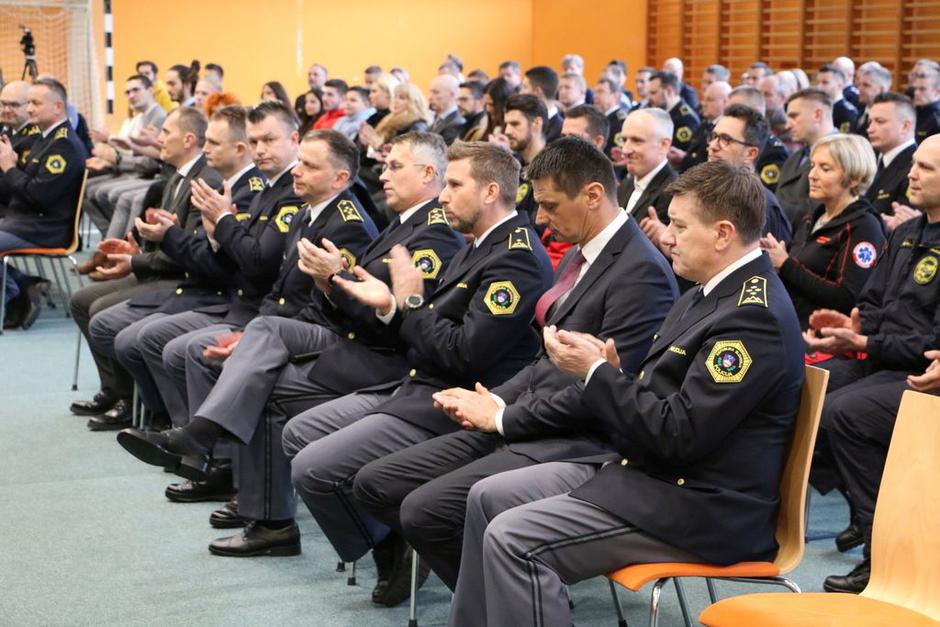 podelitev medalj za hrabrost in požrtvovalnost policija | Avtor: Policija