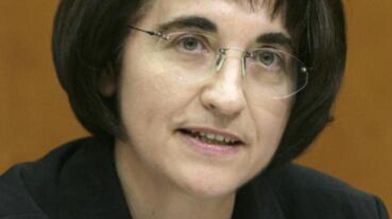 Slovenska zunanja ministrica je morala ameriškemu kolegu podrobno pojasniti naše