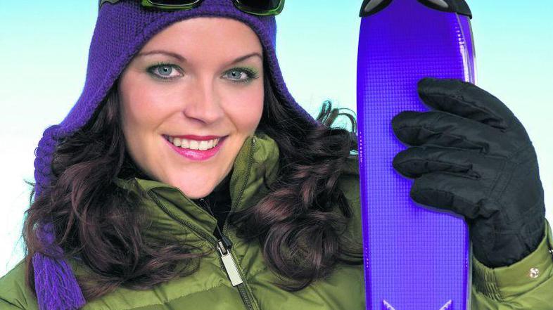 Modni dodatki lahko služijo kot dodatek k vašim trendnim oblačilom (Foto: Shutte