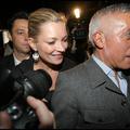 Življenje uspešne manekenke Kate Moss bo predstavljeno na odrskih deskah. Katera
