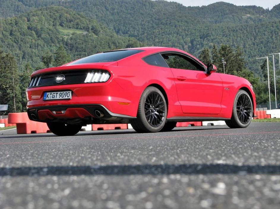 Ford mustang