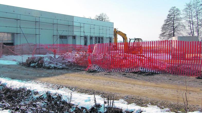 Šentjernejsko centralno čistilno napravo, ki naj bi prihodnje leto že obratovala