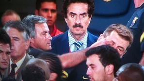 Vilanova Mourinho observer Barcelona Real Madrid superpokal 