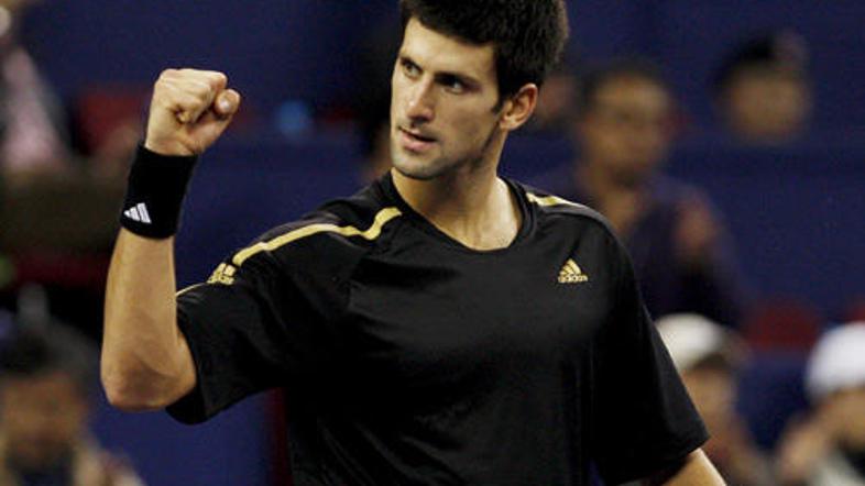 Novak Djoković je v treh nizih ugnal Rusa Nikolaja Davidenka.