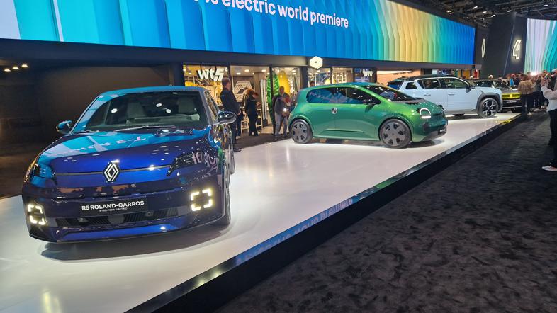 Avtomobilski salon v Parizu 2024