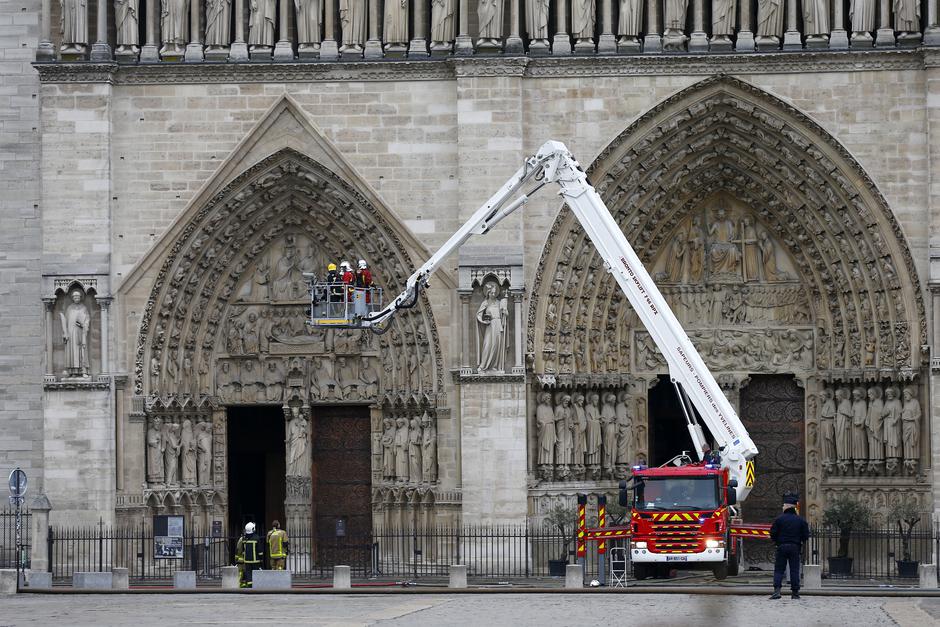 Notre-Dame požar | Avtor: Epa