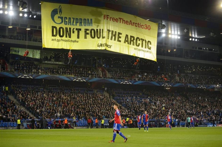 Basel Schalke Liga prvakov Greenpeace Gazprom