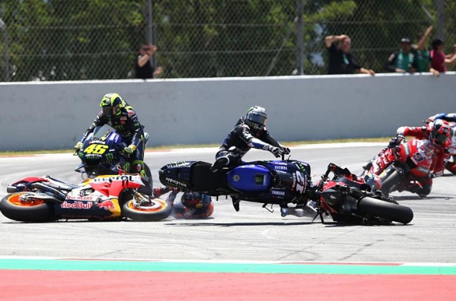 nesreča lorenzo motogp | Avtor: Reševalni pas/Twitter