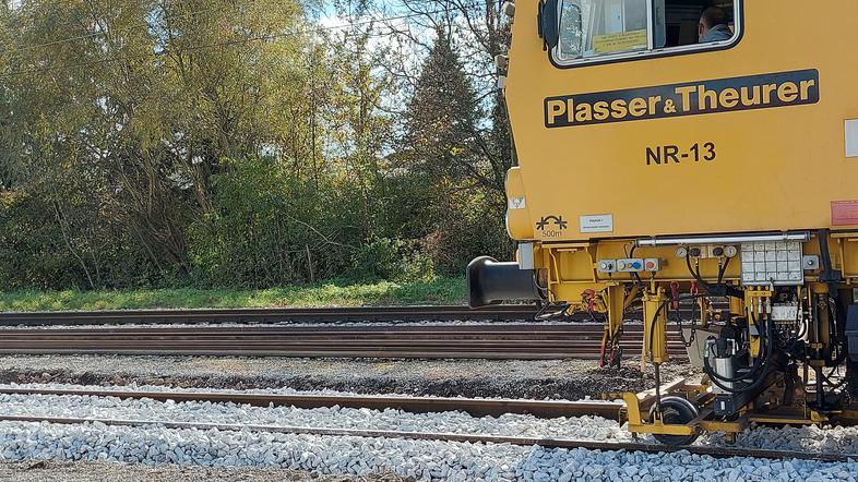 sanacija na železnici Medvode