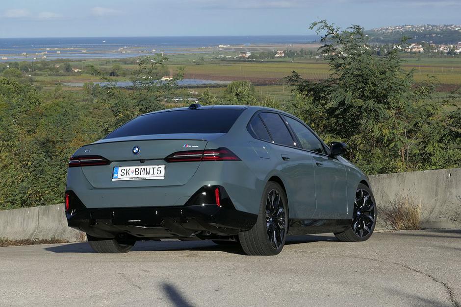 BMW serija5, i5 | Avtor: Matija_Janežič