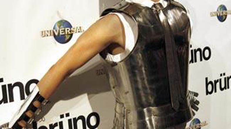 Brüno se trenutno še vedno ukvarja s promocijo novega filma.