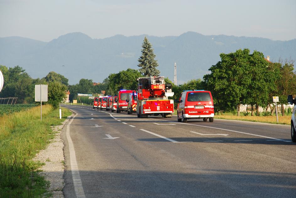 Gasilci na pomoč v Črnomelj