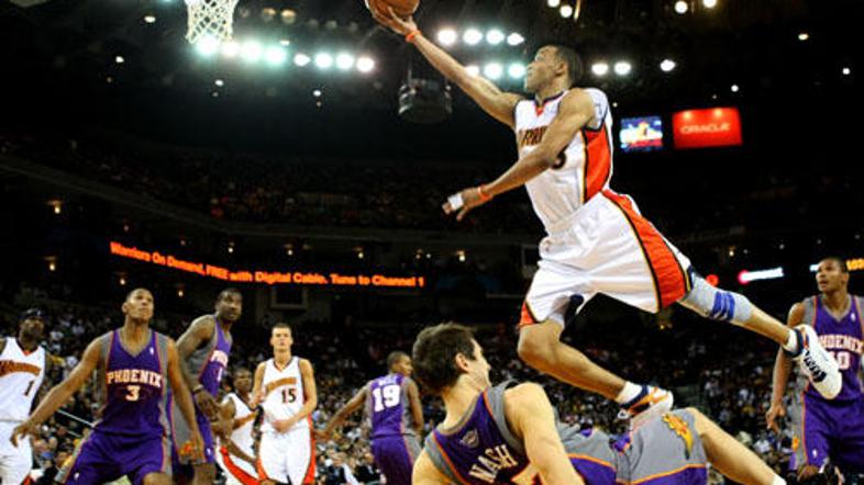 Monta Ellis bo izpustil vsaj prvi mesec rednega dela sezone lige NBA.